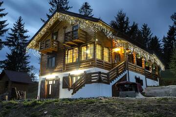 Фото Отели типа «постель и завтрак» Tulean Cabin г. Săcel 1